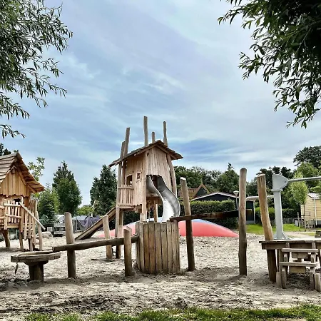 In Netherlands With Hot Tub & Garden *