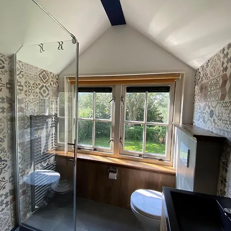 Villa Lush In Hippolytusho With Jacuzzi