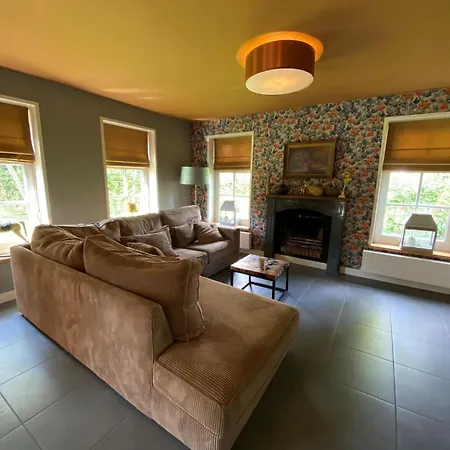 In Netherlands With Hot Tub & Garden 别墅