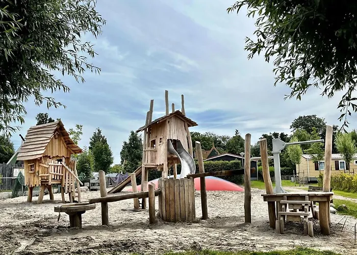 In Netherlands With Hot Tub & Garden *