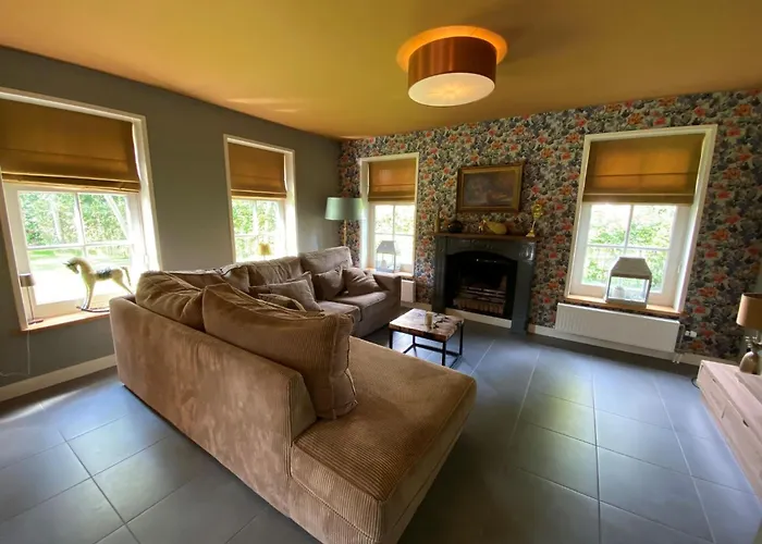 In Netherlands With Hot Tub & Garden Villa